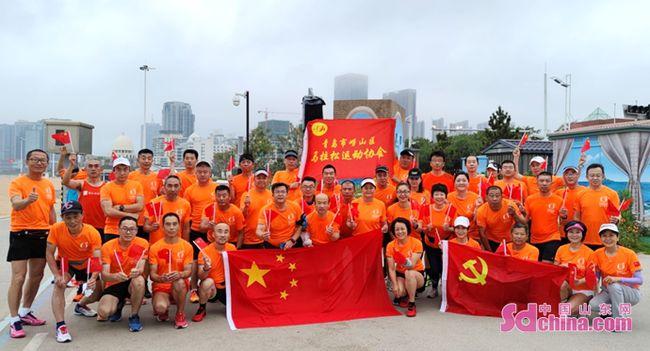 对话巩汉林:不“贪恋”春晚舞台,从小品转战影视剧当导演